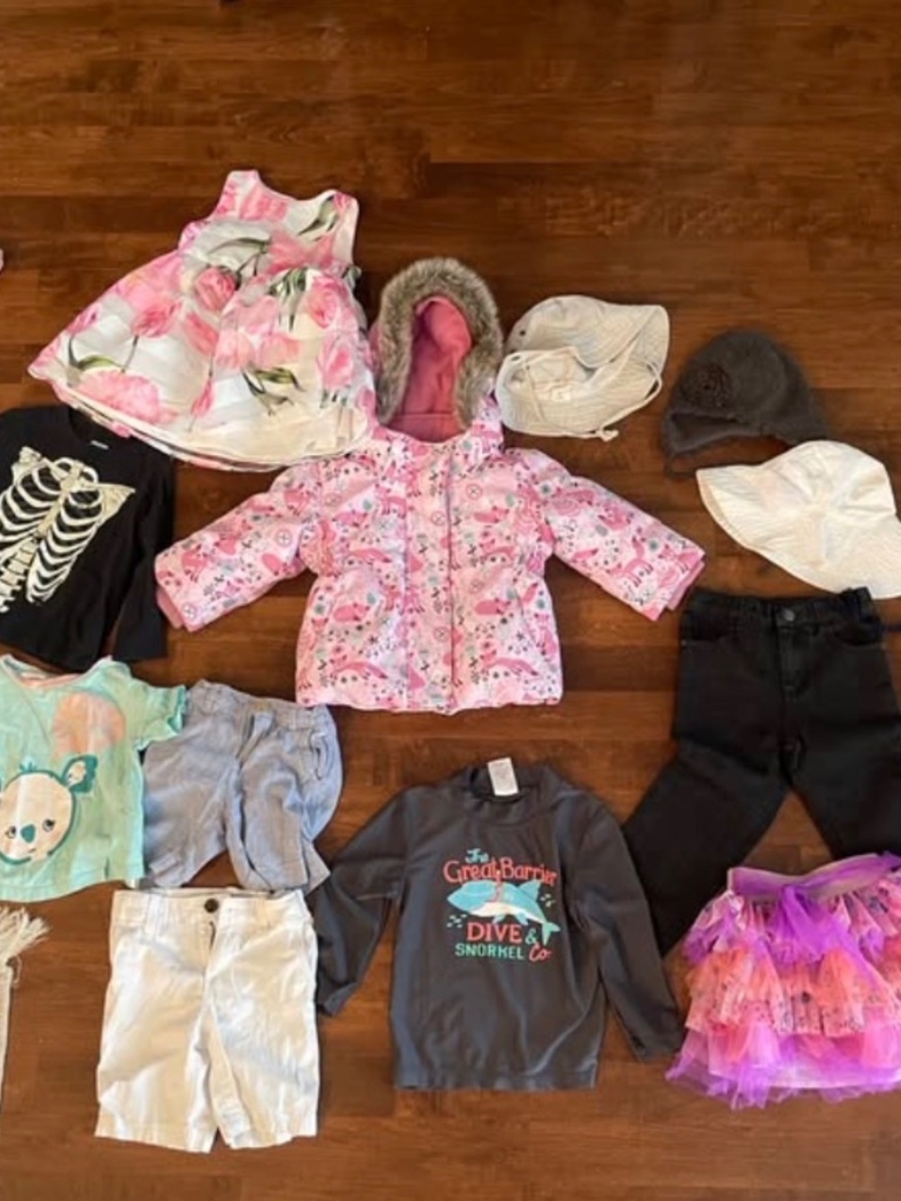 Girl’s 2 years Clothing Bundle + OshKosh Winter Jacket -30°C excellent condition